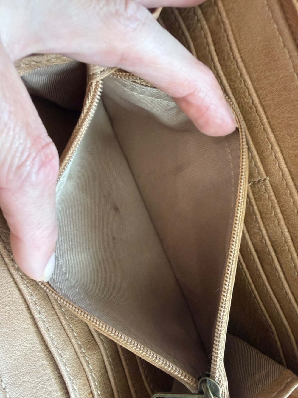 The Sak Iris Tan Crochet Smartphone Crossbody Wallet Wristlet - Picture 7 of 8